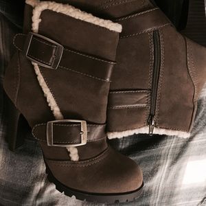 FERGALICIOUS Booties
